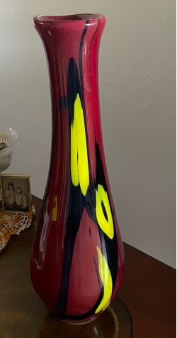 Art Glass Vase 17”