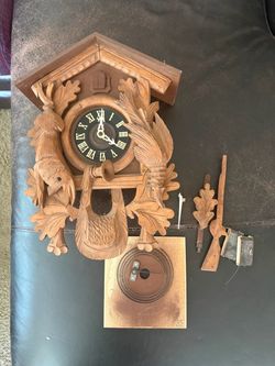 Black Forest West Germany 8-Day Mechanical Cuckoo Clock Wood Chimes