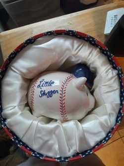 Piggy bank little sluggen