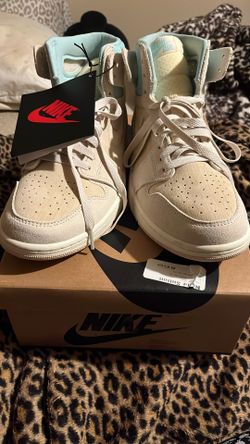 Nike Air Jordan Cream And Teal Women Size 10