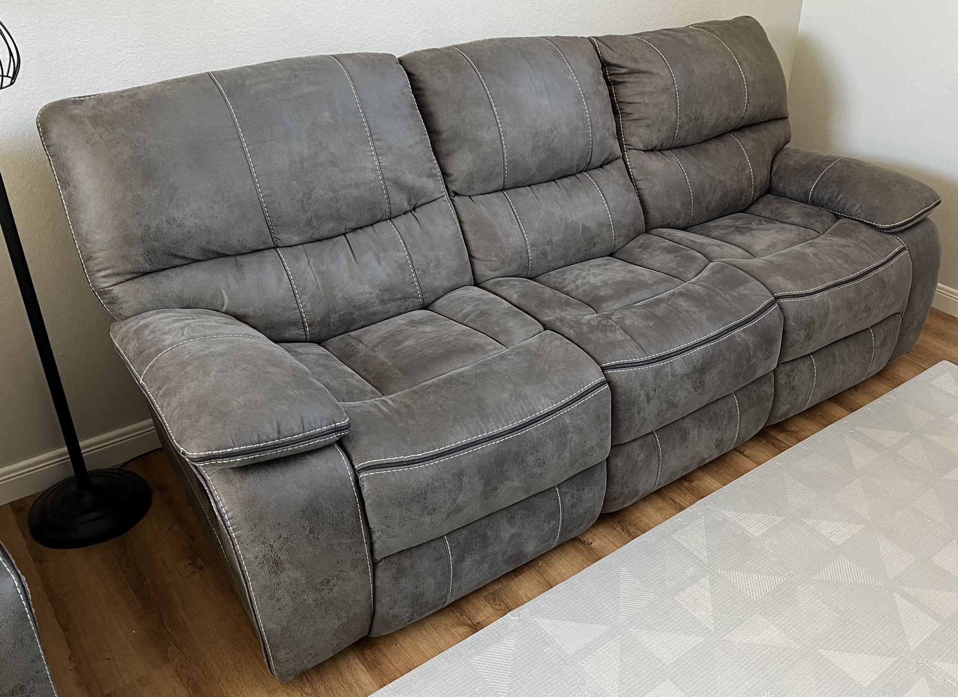 Trilogy Triple Reclining Sofa (Jerome’s) for Sale in Poway, CA OfferUp