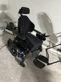 Electric Wheelchair
