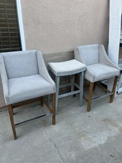 Bar Stools 
