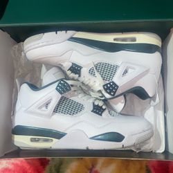 Oxidized Green Jordan 4’s