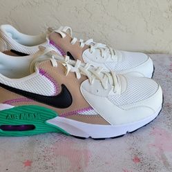 Nike Air Max Excee Size 9, New/no Box