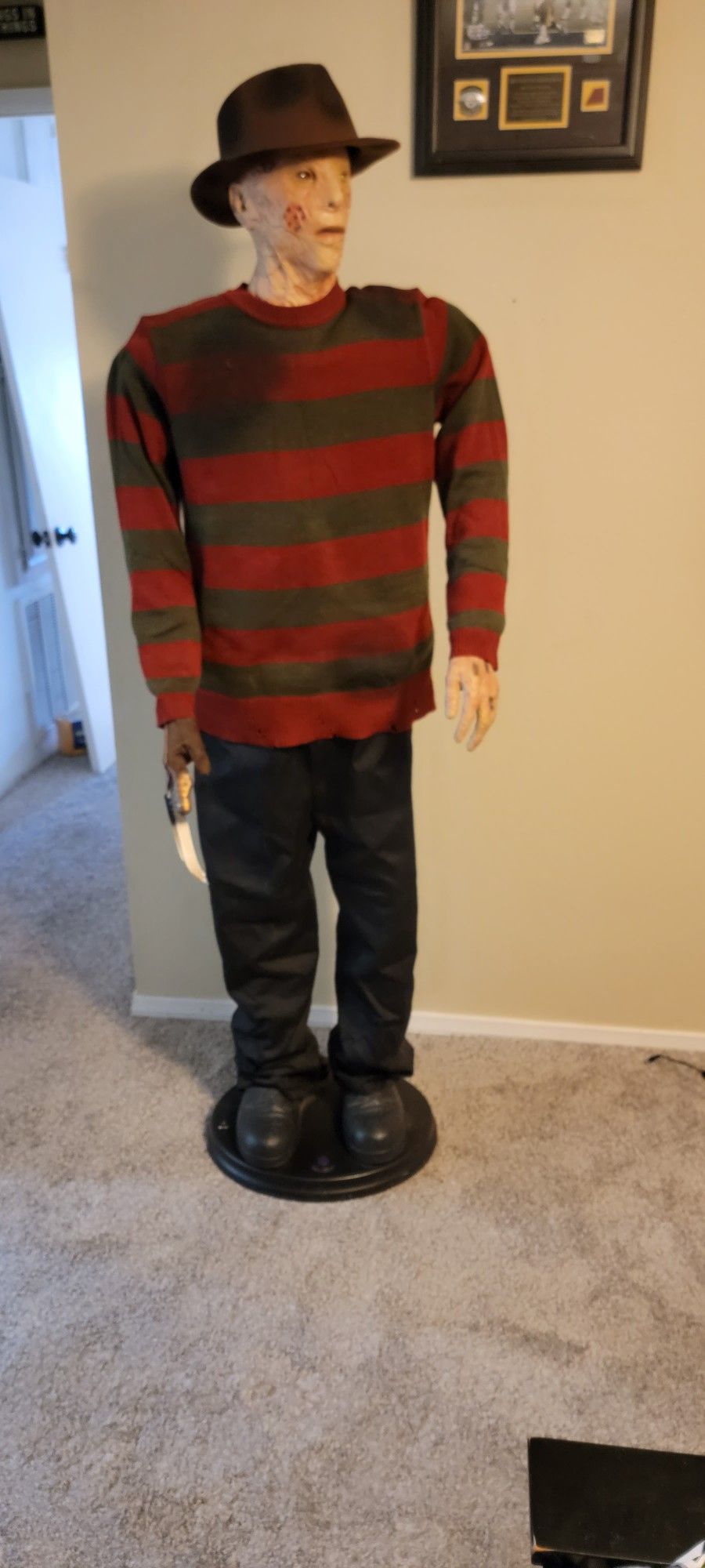 Freddy Krueger Animatronic