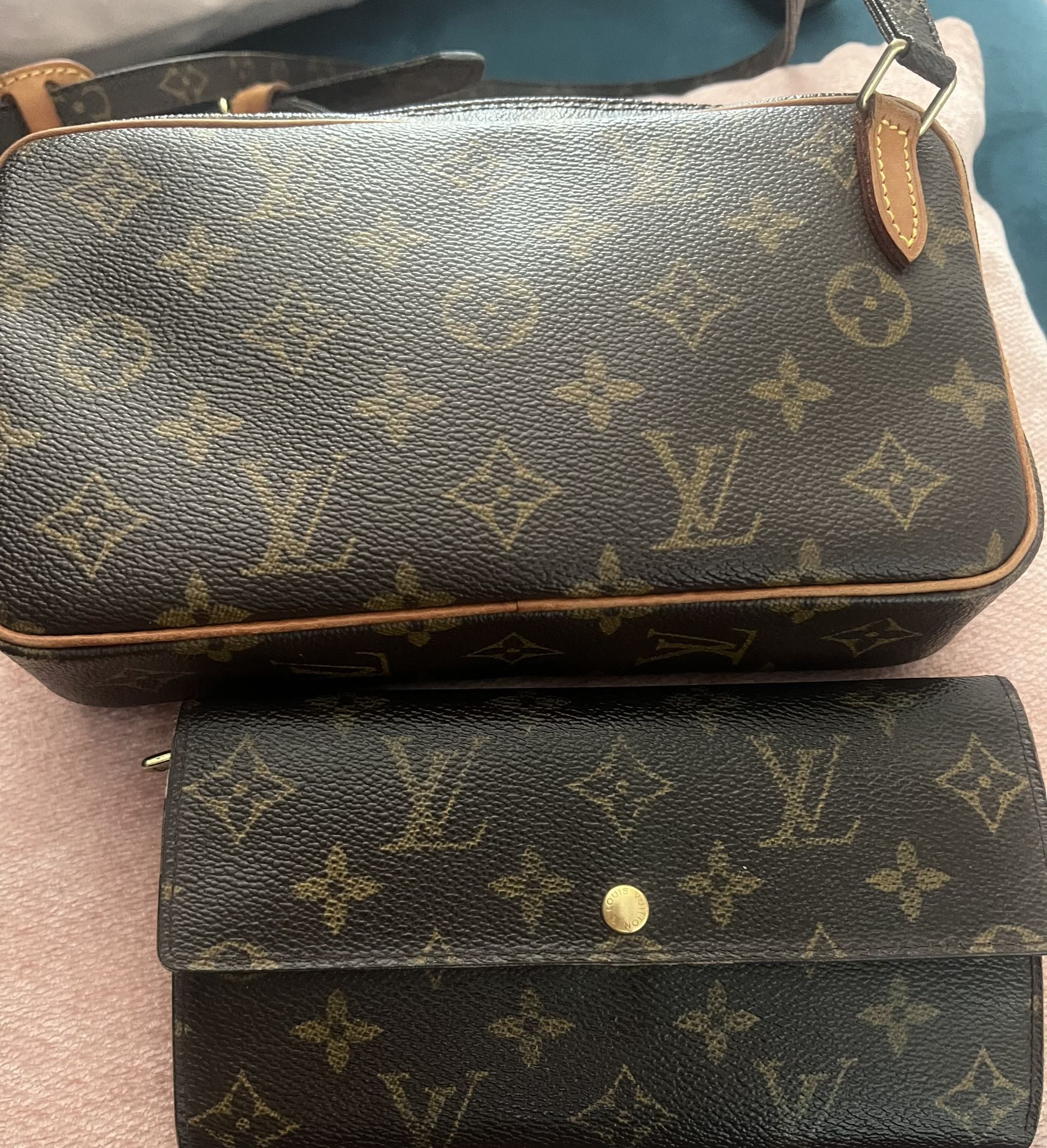 Authentic Louis Vuitton Vintage Crossbody /shoulder Purse & Wallet 