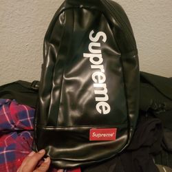 Selling Supreme Bag 