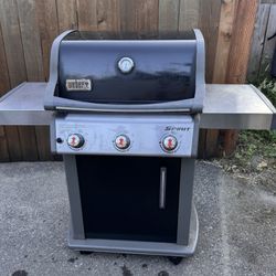 Weber 3 Burner Spirit Propane BBQ/Grill