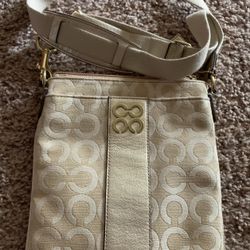 Newer Gold & Ivory Coach File Bag w/Adjustable Strap