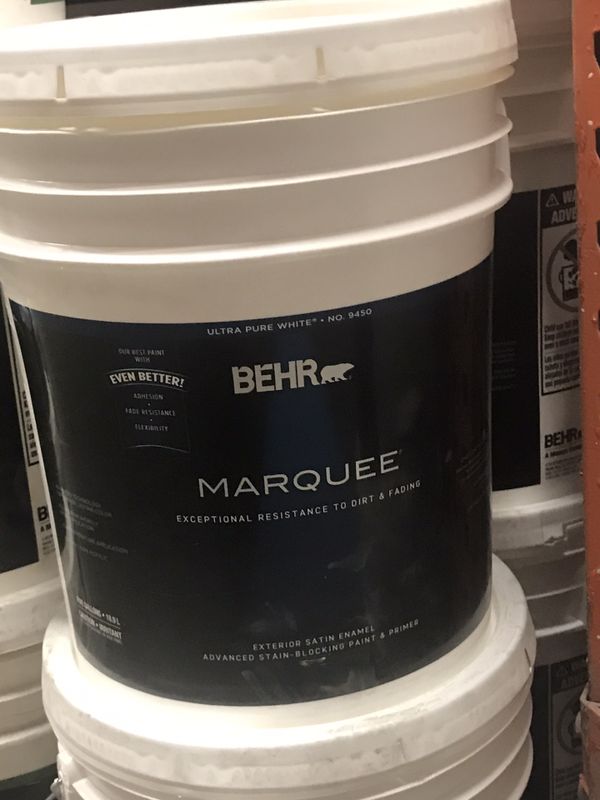 Exterior paint Navajo White color for Sale in Los