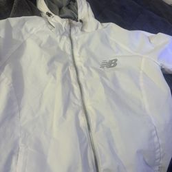 new balance windbreaker 