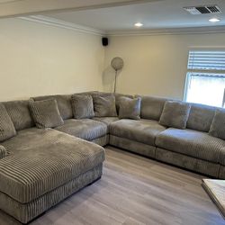 Brand New Ashely Lindyn Fog Modular Sectional Set 