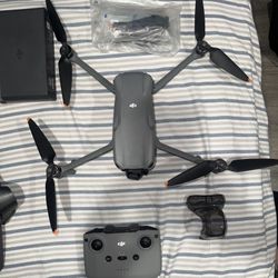 DJI AIR 3  FLY MORE COMBO. VERY NEGOTIABLE PRICE!