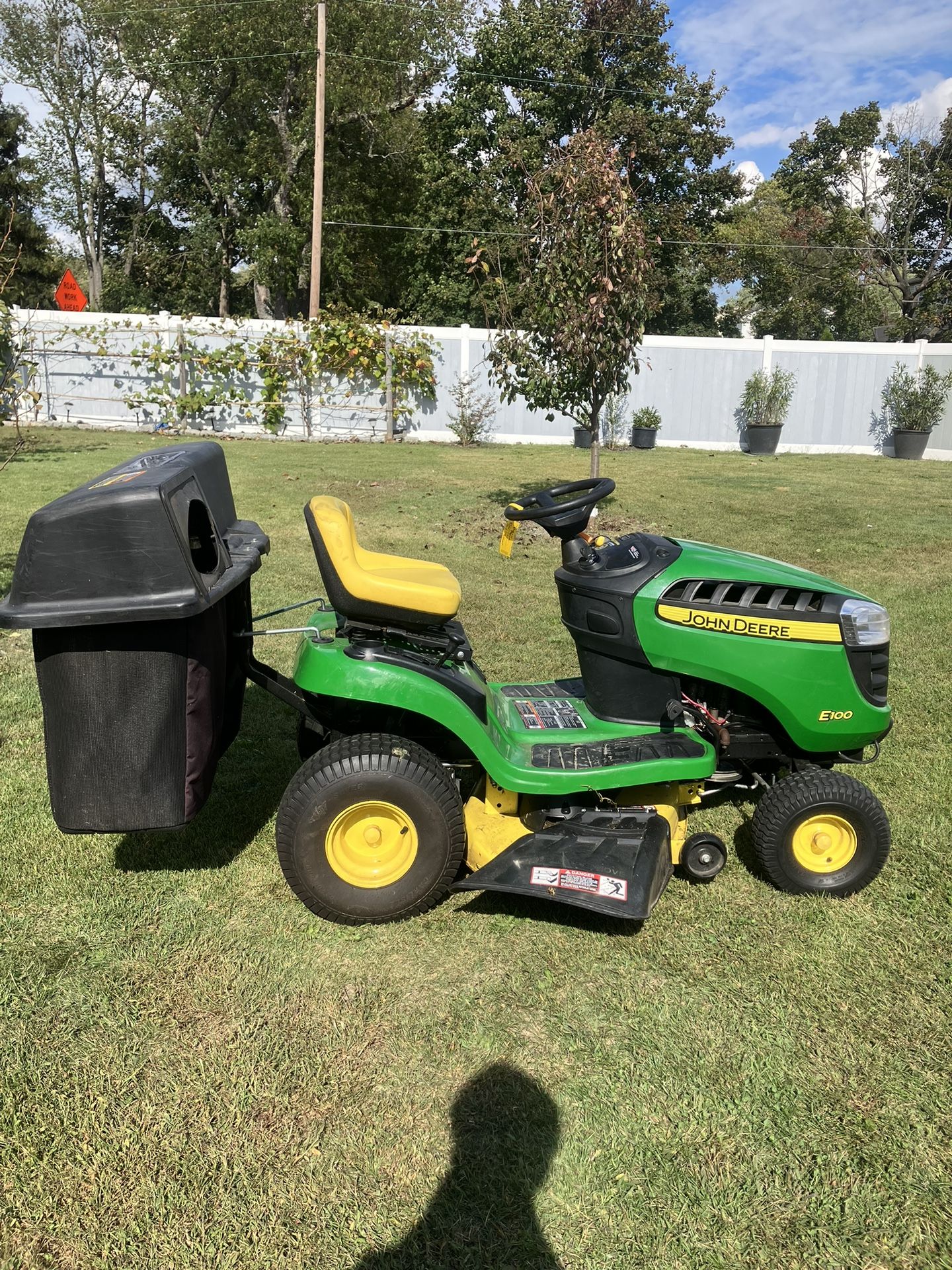 John Deere E100 Modified Send Offers