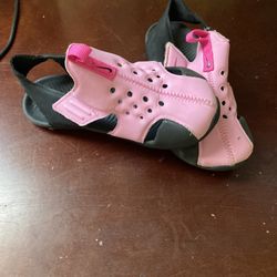 Nike Size 10c 