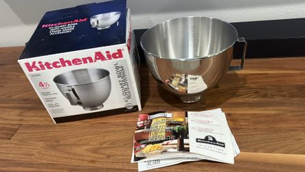 KitchenAid 4.5 Quart Polished Stainless Steel Bowl with Handle - K45SB