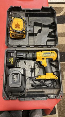 Dewalt Power Drill With Battery, Charger, And Case.