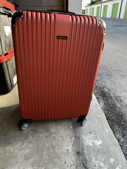 4 Suit Cases, Brand IT, Lucus, Perry Ellis