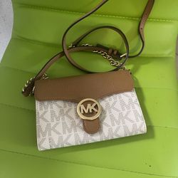 Small Bag New Price Firm 
