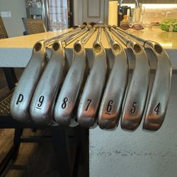 Callaway X18 Golf Clubs 4-PW