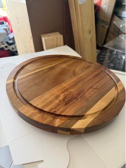 Round Acacia Wood Charcuterie Board - 30 cm