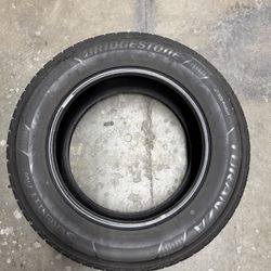 Bridgestone SerenityPlus 215/60r16 95v Tire