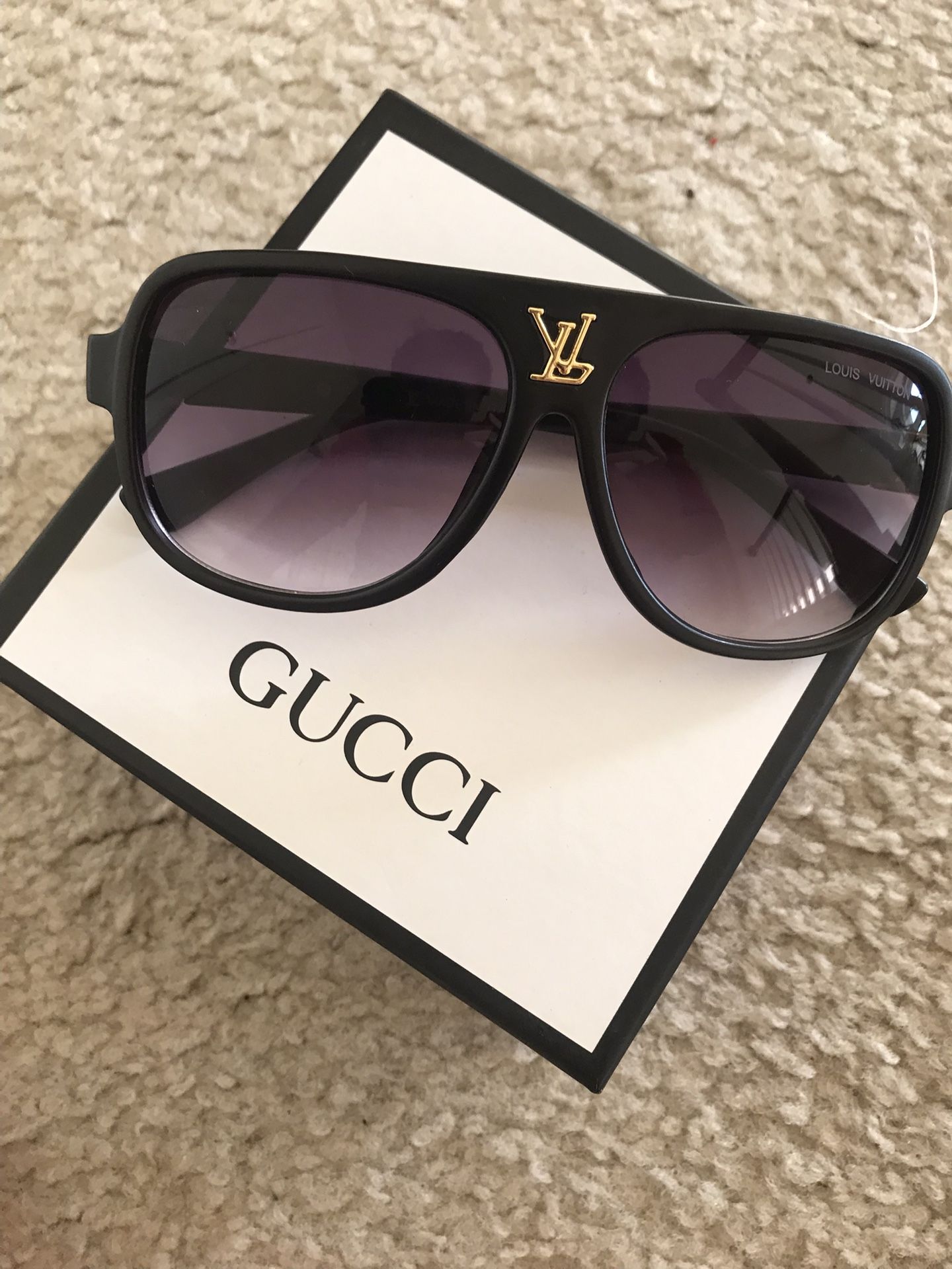 2 Lv glasses , gucci belt