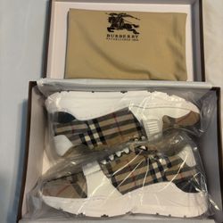 Burberry Shoes 