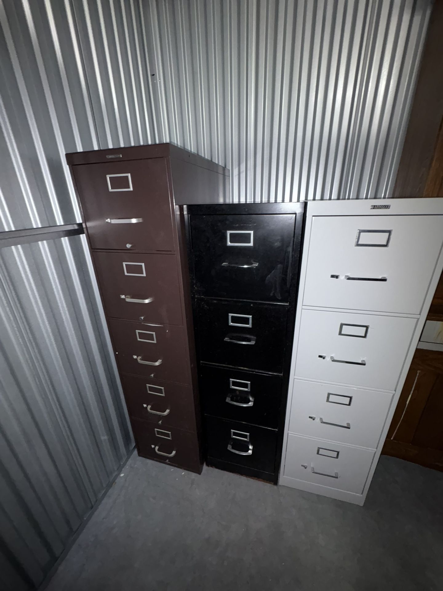 Full-Suspension Filing Cabinet