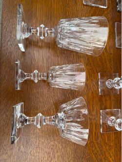 Vintage T.G. Hawkes & Co. (Corning N.Y.) crystal 24 piece set