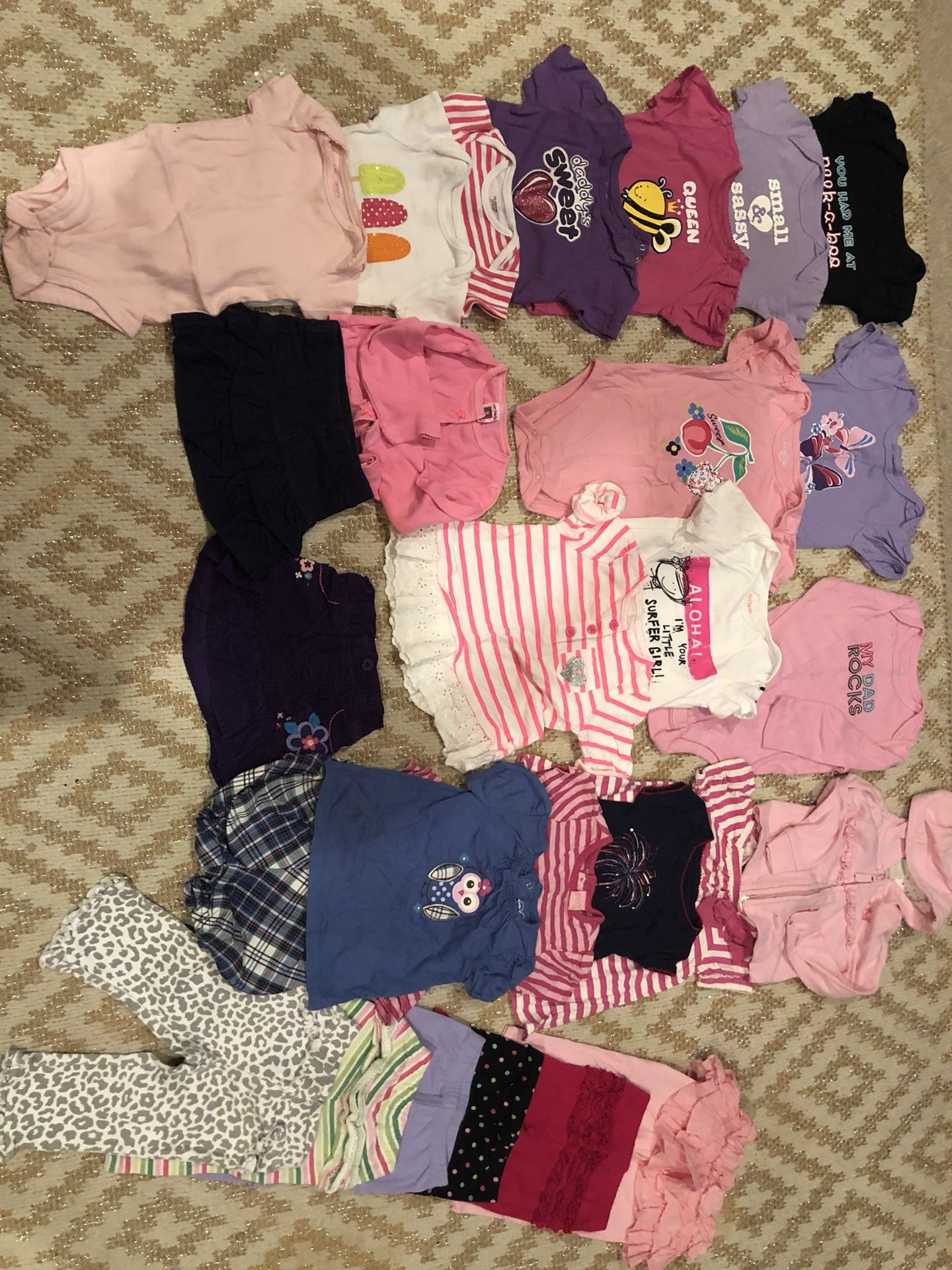 Large mixed lot baby girls 27 total pieces! 6-12mos, Some brand new/ never worn
