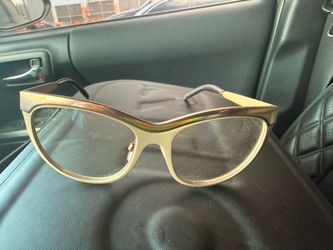 Burberry cat eye glasses
