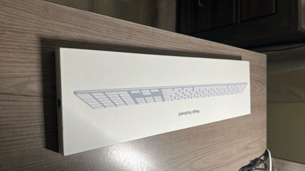 Magic Keyboard