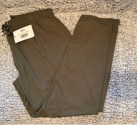 Olive Everywhere Women’s Pants