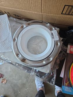 Toilet Twin Flange