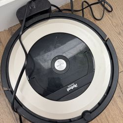 iRobot Roomba Vacuum 