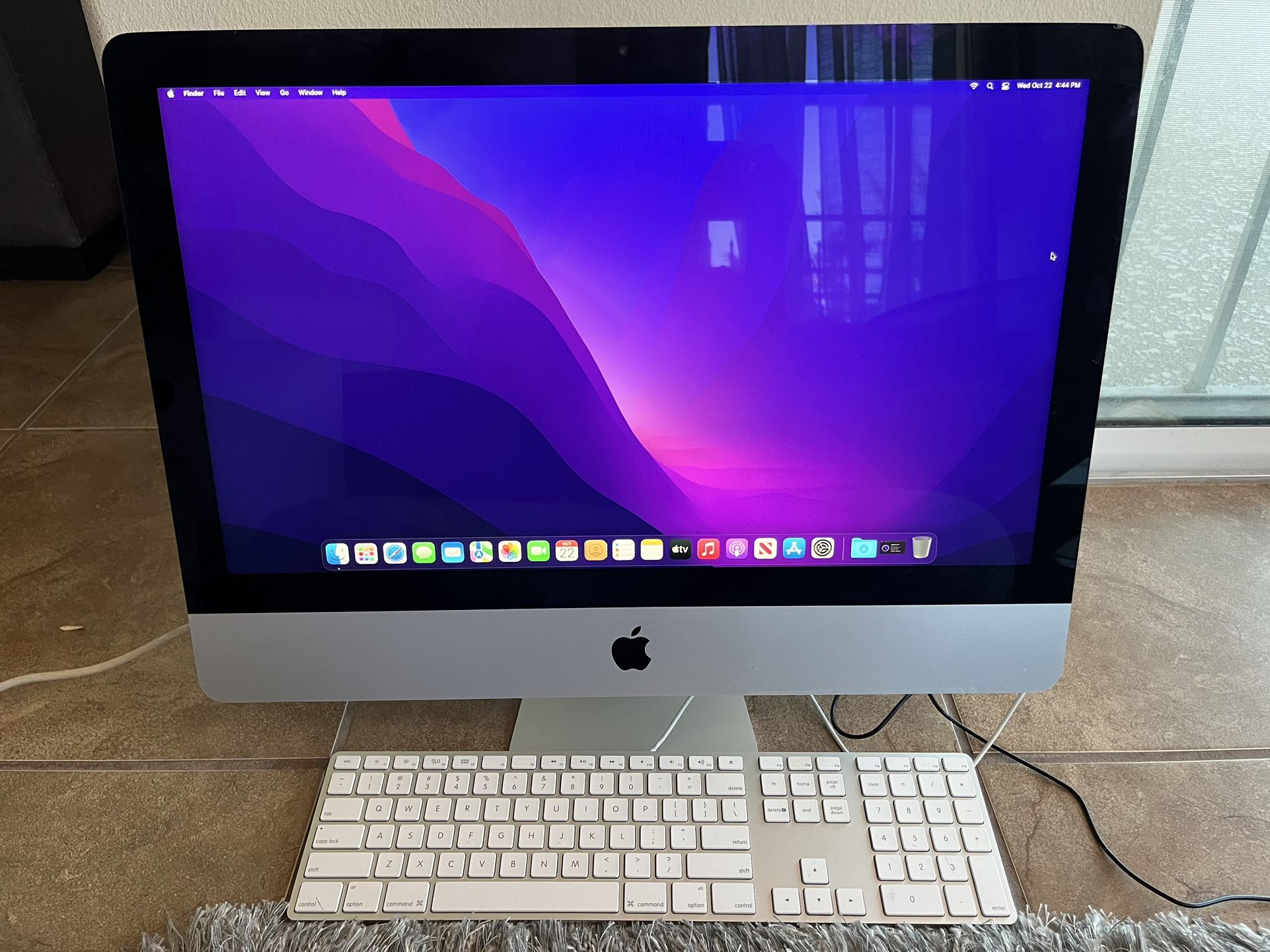 2013 Apple iMac A1418 Intel Core i5 21.5 inch 8GB RAM 1TB HDD macOS Monterey 12 - $120