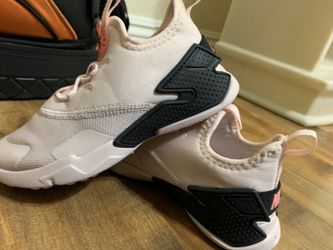 Nike huarache for girls size 10c