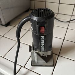 Porter Cable Router In Excellent Condition 