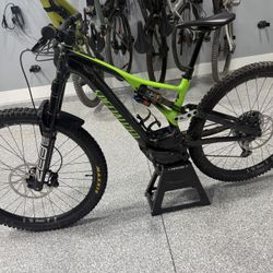 2019 Specialized Turbo Levo Expert Medium 