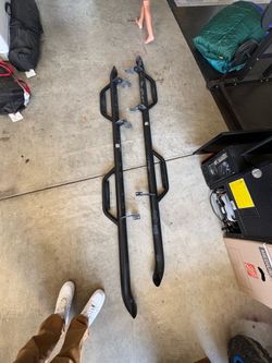 Truck tube steps