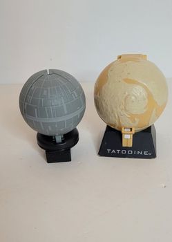 Star Wars:  Tatooine Planet Globe Action Figure / 1996 Exploding Spinning Death Star Toy