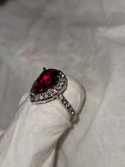Ladies ring size 6.5