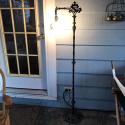 Vintage gothic wrought iron classic floor reading lamp WORKS - NEW Wiring Antique