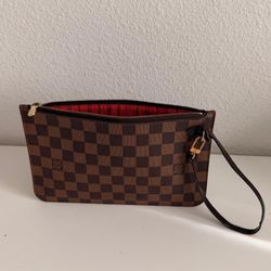 Louis Vuitton Clutch