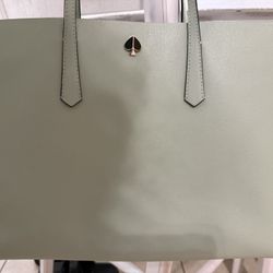 Kate Spade New York Tote Bag with matching Pouch