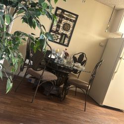 Dining Room With Four Chairs for Sale