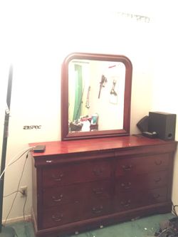 Dresser