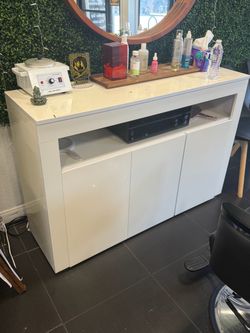 Cabinet/storage